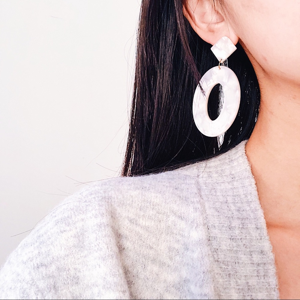 White Tortoise Shell Oval Drop Earrings - Picture 2 of 5